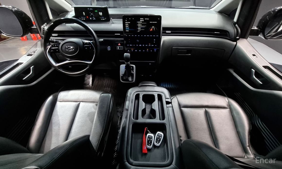 2022 Hyundai Staria  Tourer 9-Seater Modern с пробегом 69 974 км