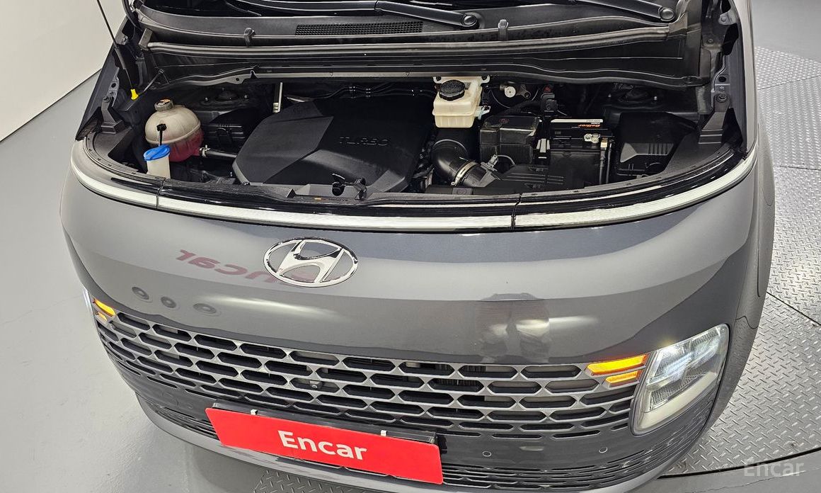 2021 Hyundai Staria  Tourer 9-Seater Modern с пробегом 96 161 км