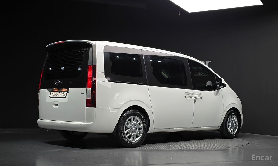 2022 Hyundai Staria  4WD Tourer 11-Seater Modern с пробегом 71 421 км