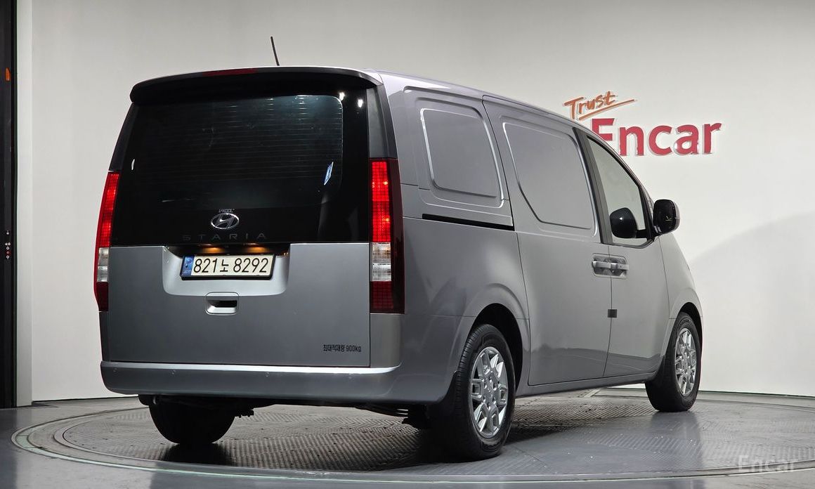 2022 Hyundai Staria  L3.5 Cargo 3-Seater Modern с пробегом 78 883 км