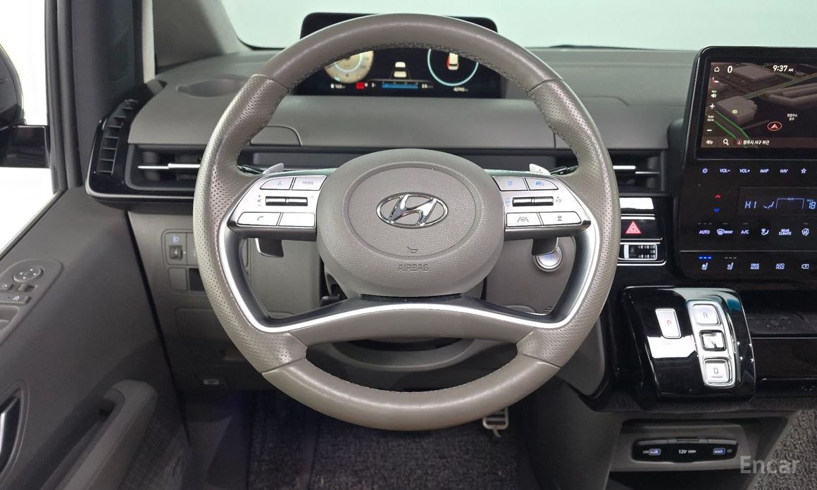 2021 Hyundai Staria  Lounge 9-Seater Inspiration с пробегом 42 743 км