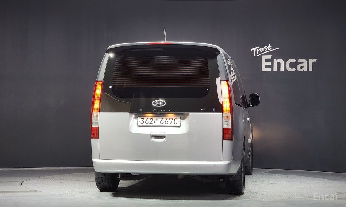 2022 Hyundai Staria  Tourer 9-Seater Modern с пробегом 40 163 км