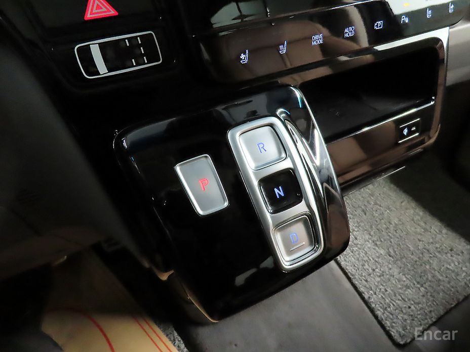 2021 Hyundai Staria  4WD Lounge 7-Seater Inspiration с пробегом 113 685 км