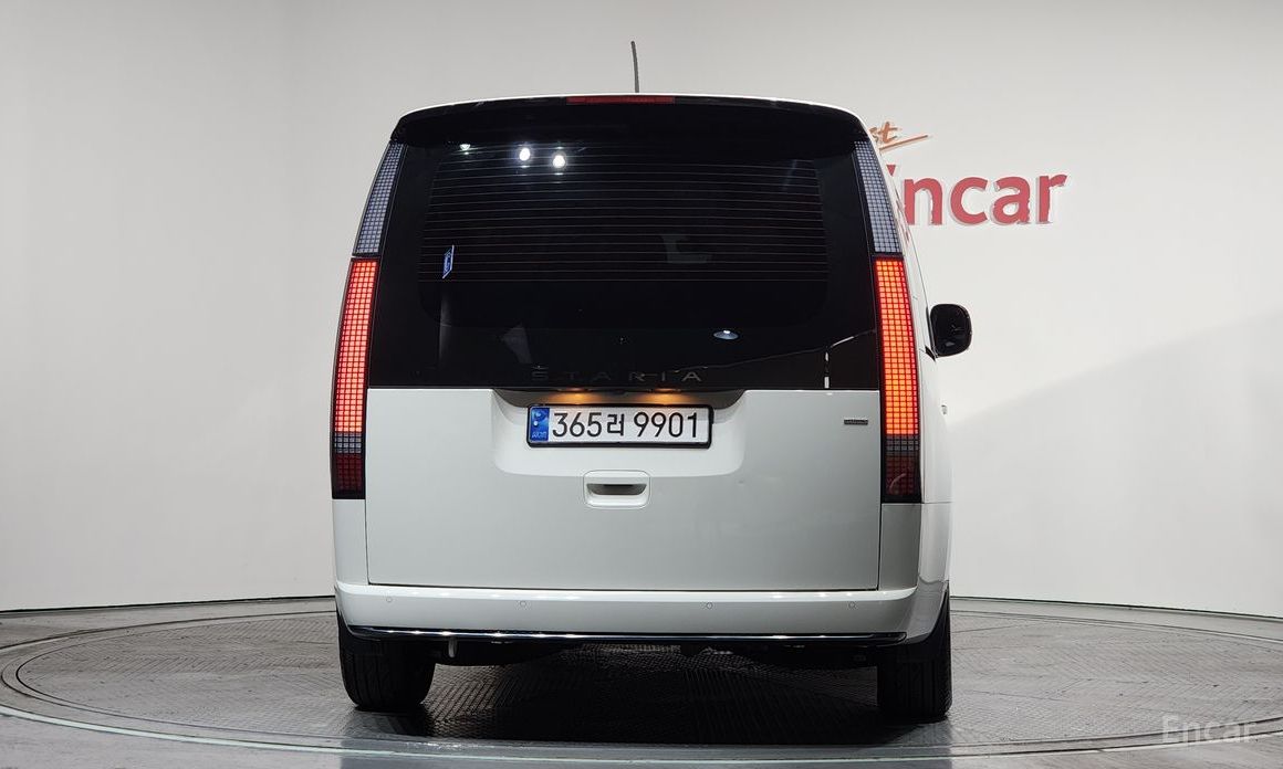2022 Hyundai Staria  4WD Lounge 9-Seater Inspiration с пробегом 137 945 км