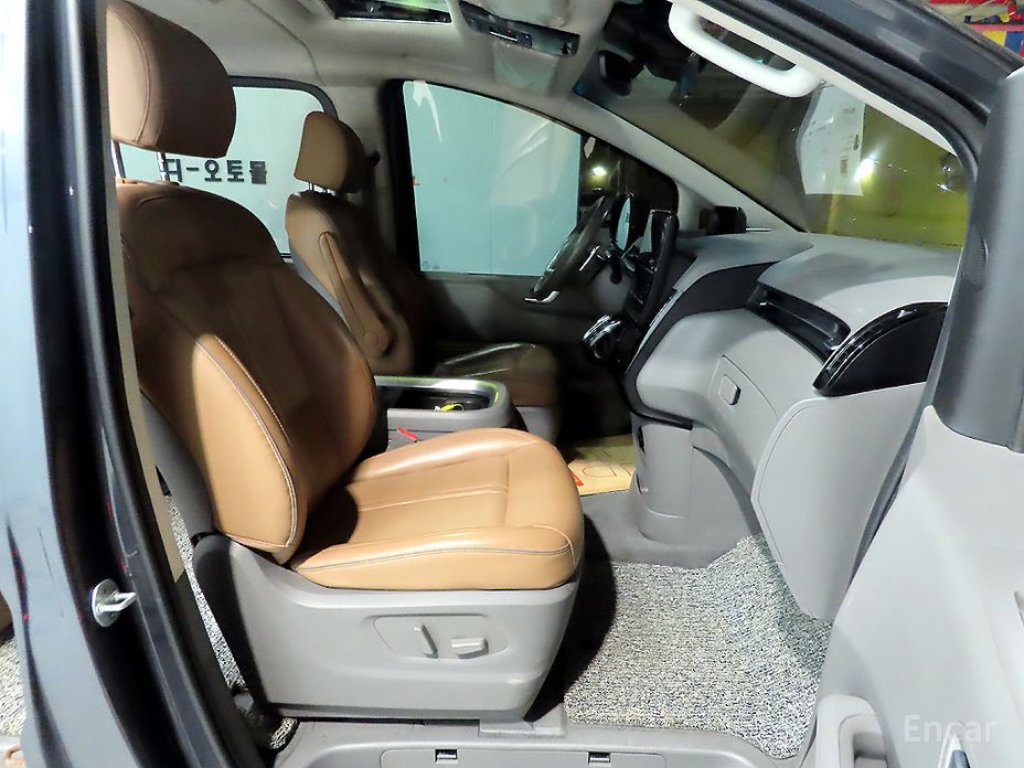 2021 Hyundai Staria  4WD Lounge 7-Seater Inspiration с пробегом 113 685 км