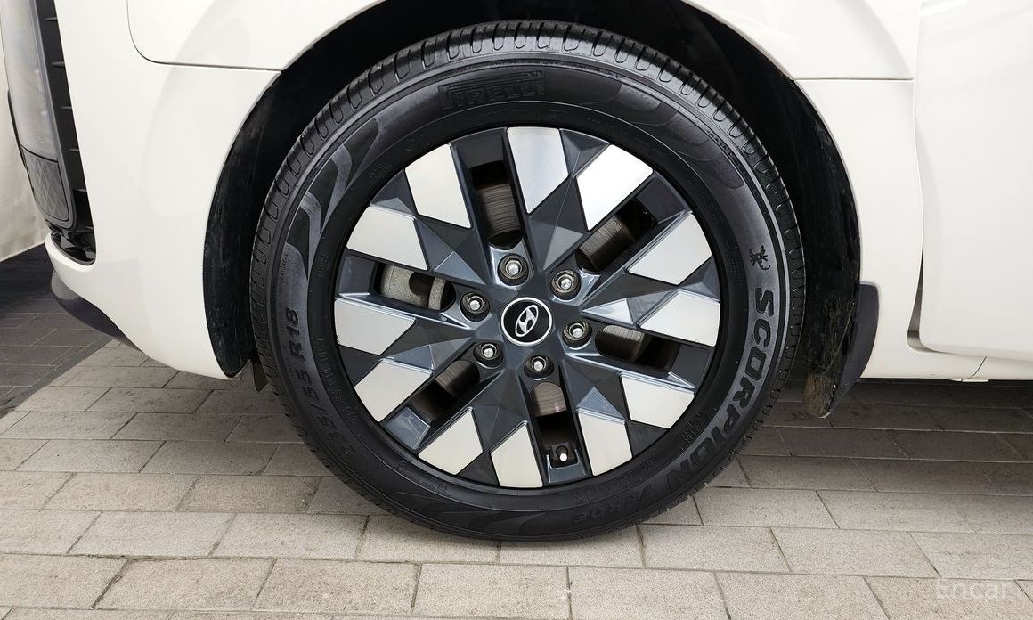 2022 Hyundai Staria  4WD Lounge 9-Seater Inspiration с пробегом 137 945 км