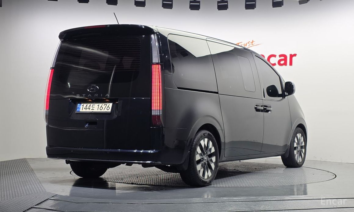 2022 Hyundai Staria  Lounge 7-Seater Inspiration с пробегом 89 529 км