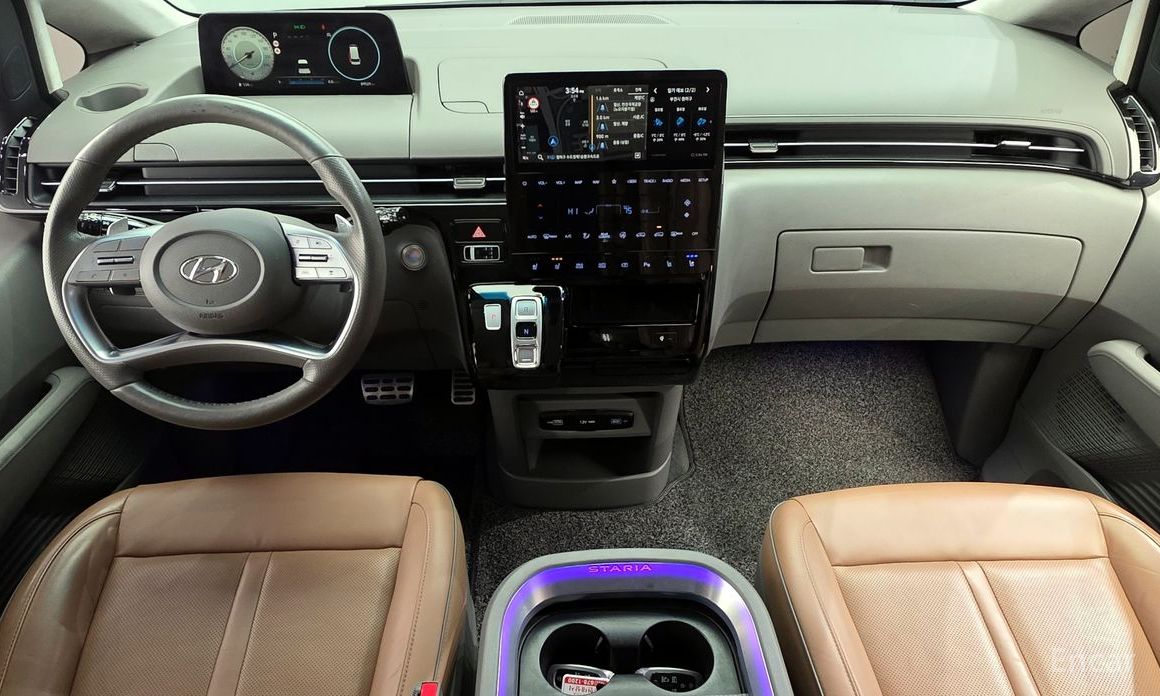 2022 Hyundai Staria  Lounge 7-Seater Inspiration с пробегом 89 529 км