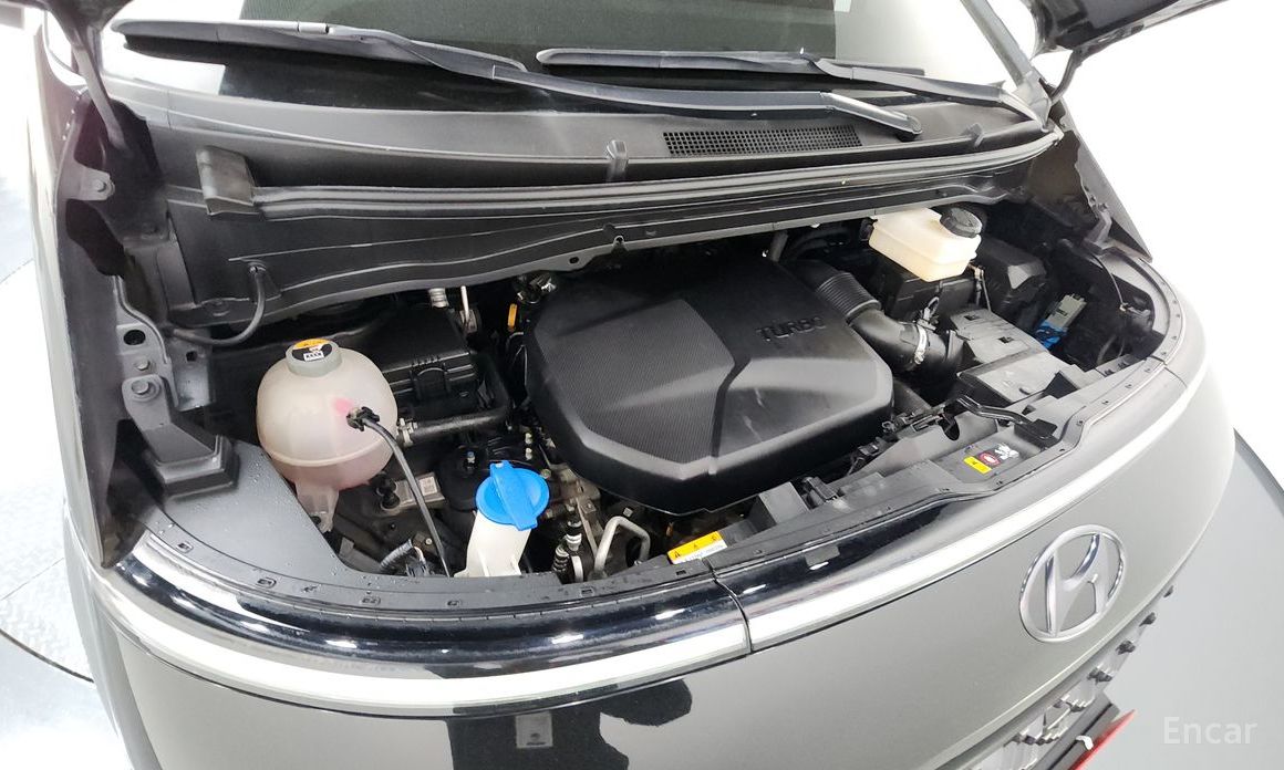 2021 Hyundai Staria  Lounge 9-Seater Inspiration с пробегом 125 766 км