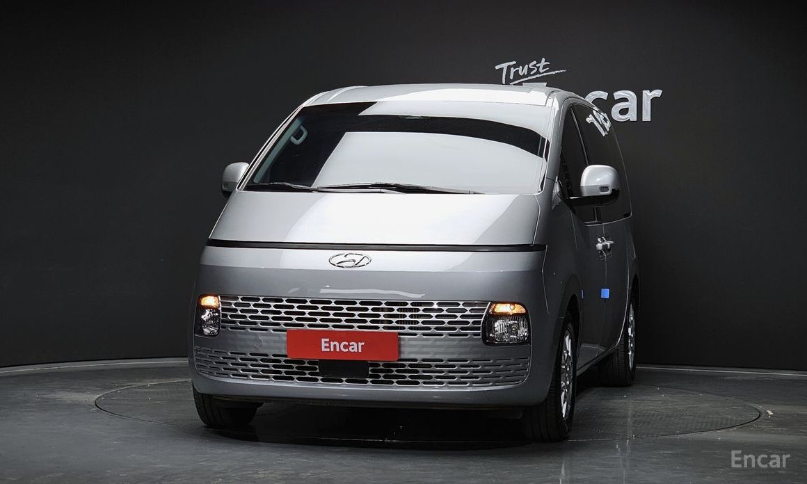 2022 Hyundai Staria  Tourer 11-Seater Modern с пробегом 32 217 км