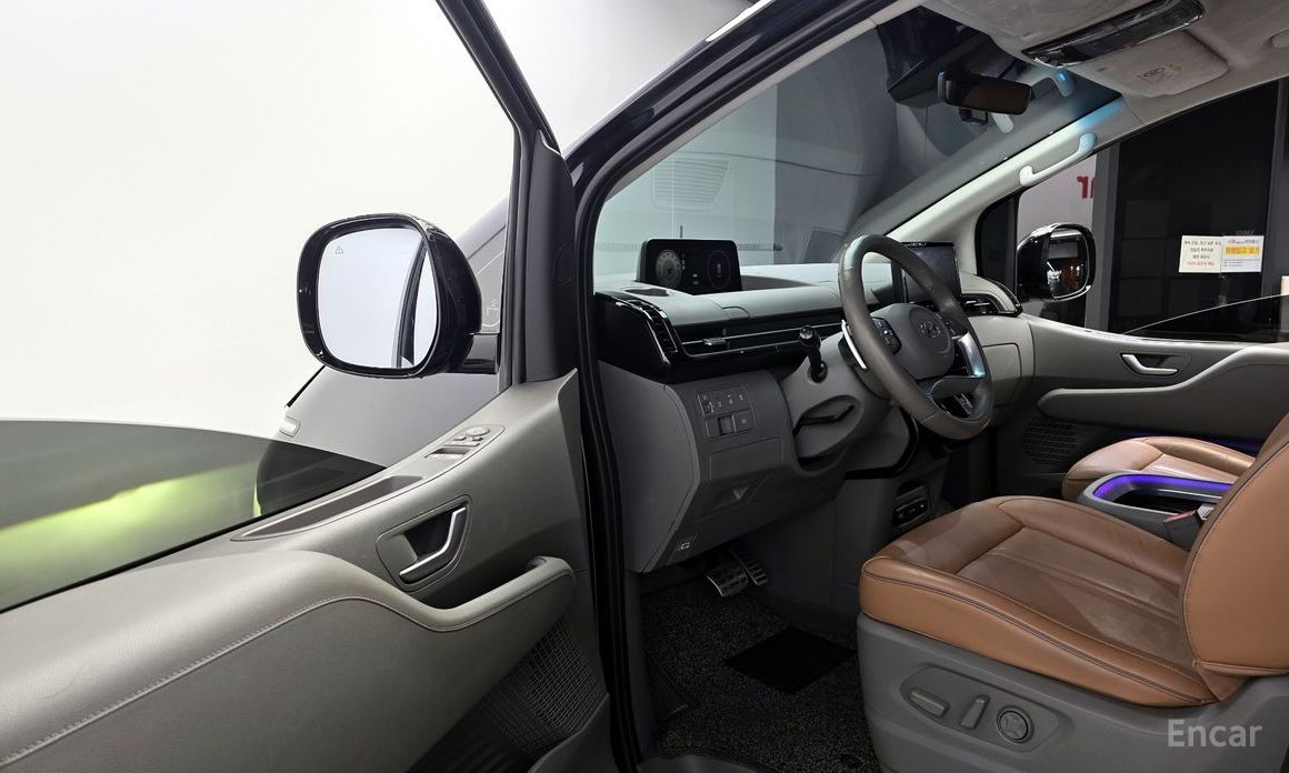 2022 Hyundai Staria  Lounge 7-Seater Inspiration с пробегом 89 529 км