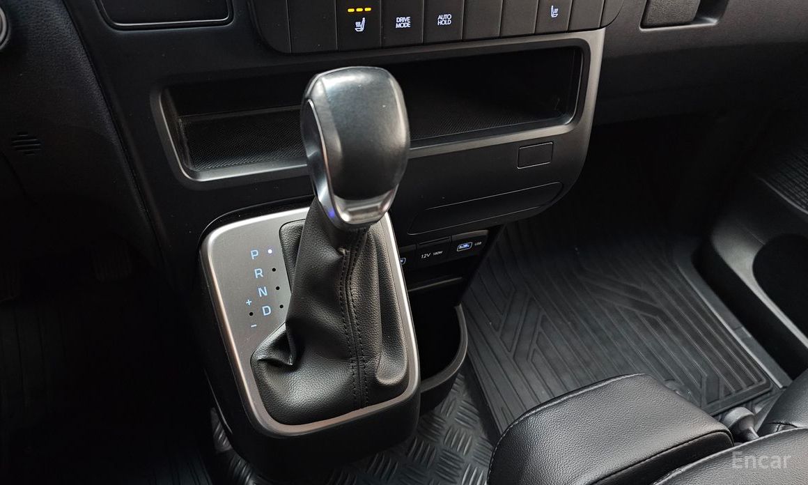 2022 Hyundai Staria  Cargo 3-Seater Modern с пробегом 101 016 км