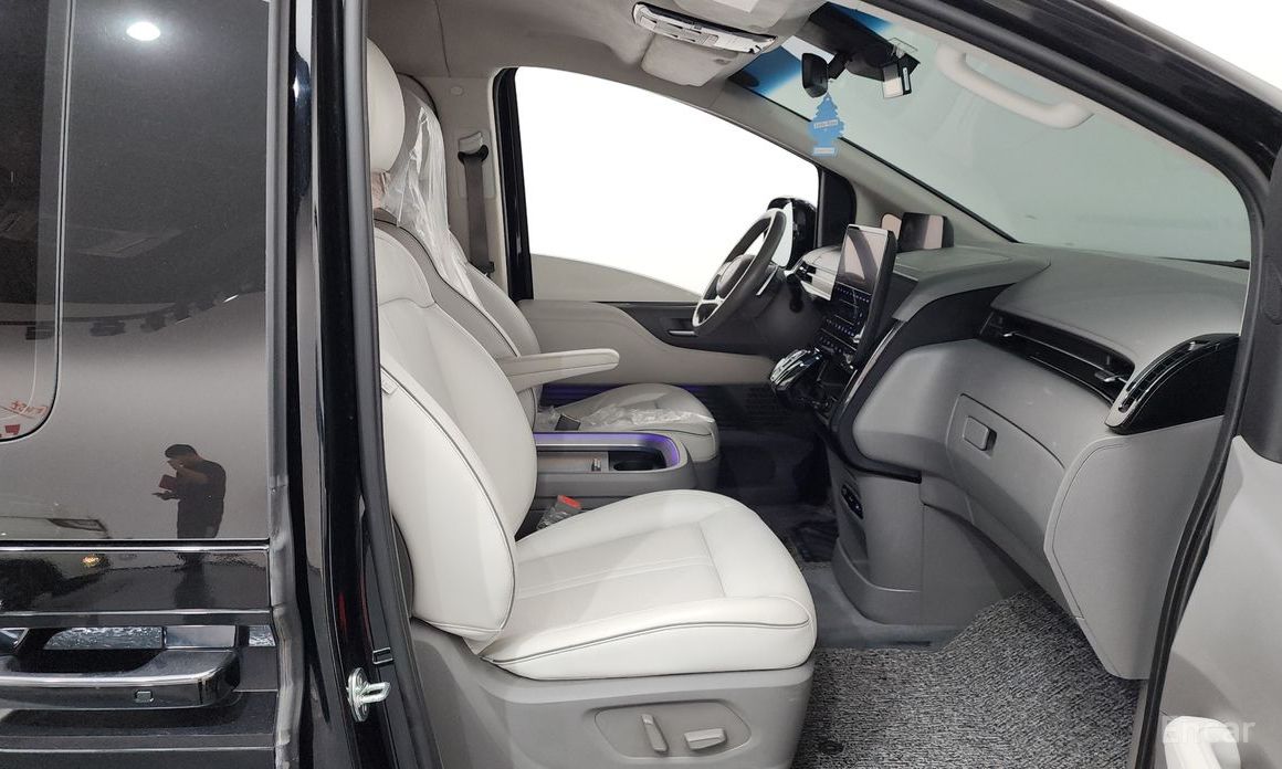 2021 Hyundai Staria  Lounge 9-Seater Inspiration с пробегом 125 766 км