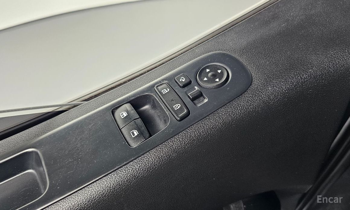 2021 Hyundai Staria  Tourer 11-Seater Smart с пробегом 56 417 км