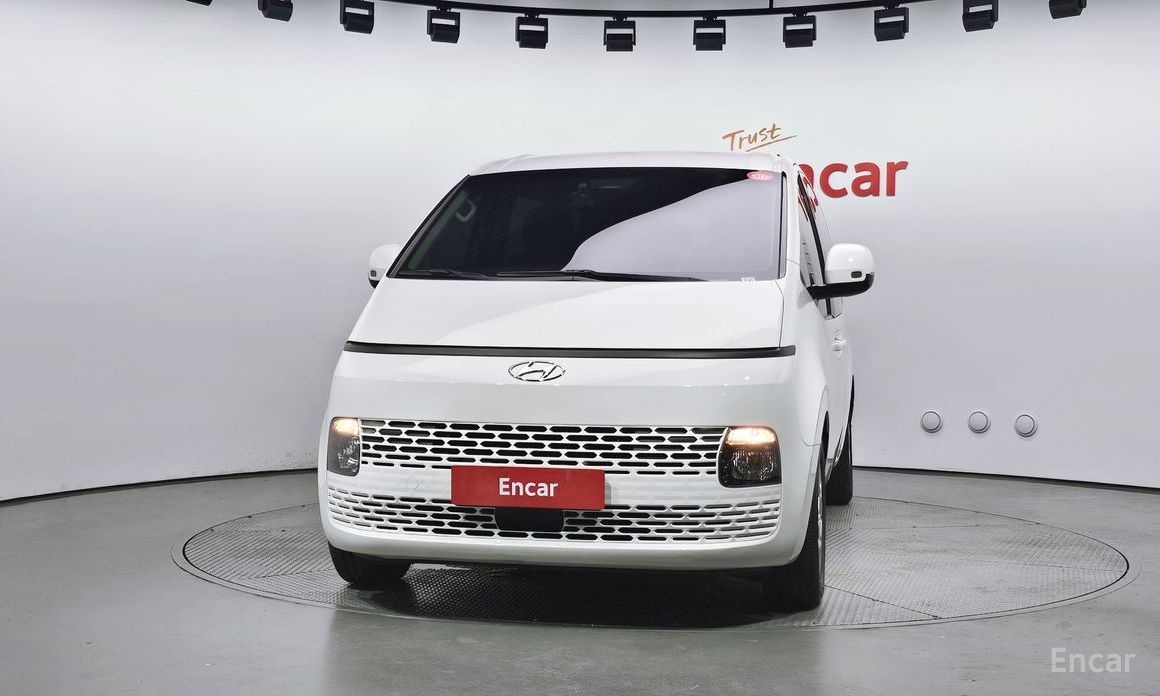 2022 Hyundai Staria  Tourer 11-Seater Modern с пробегом 58 299 км