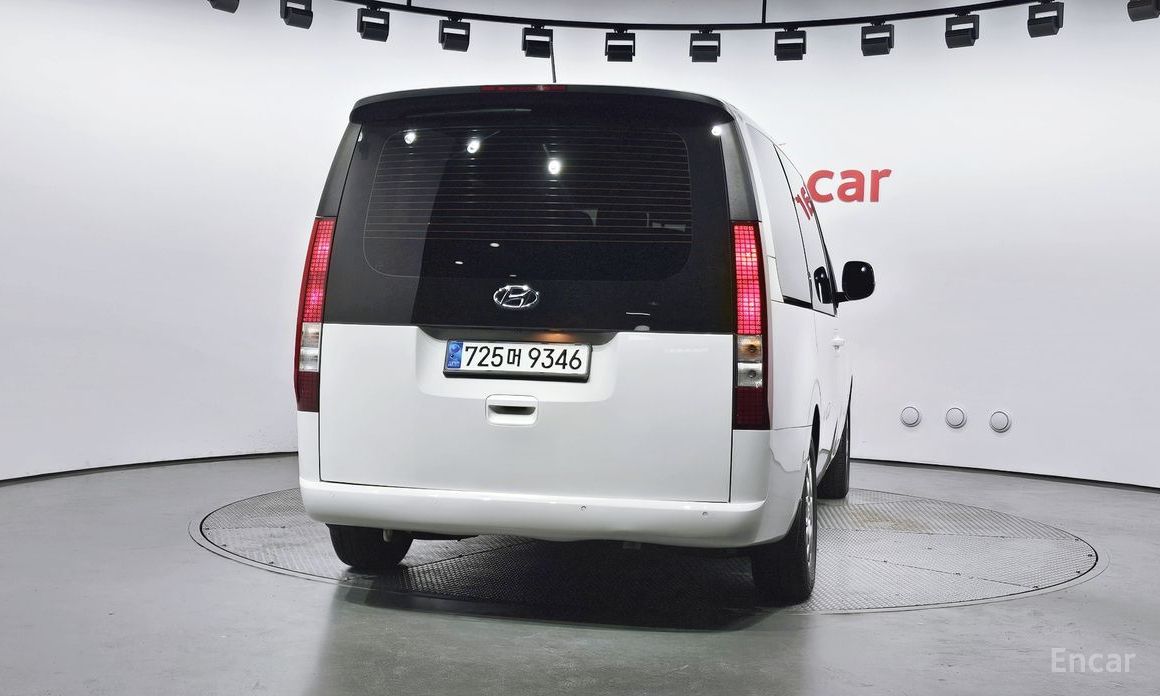 2022 Hyundai Staria  Tourer 11-Seater Modern с пробегом 58 299 км