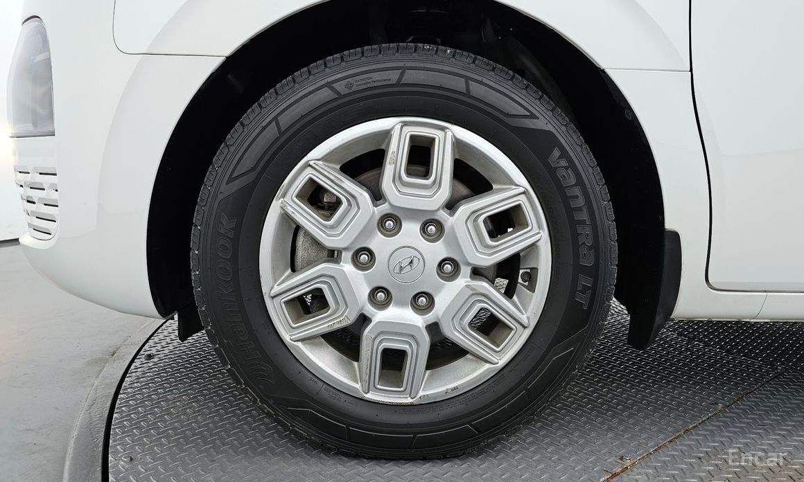 2022 Hyundai Staria  Tourer 11-Seater Modern с пробегом 58 299 км