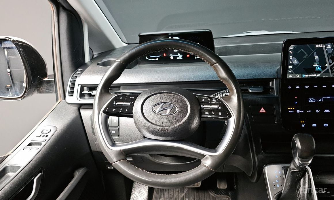 2022 Hyundai Staria  Tourer 11-Seater Modern с пробегом 32 217 км