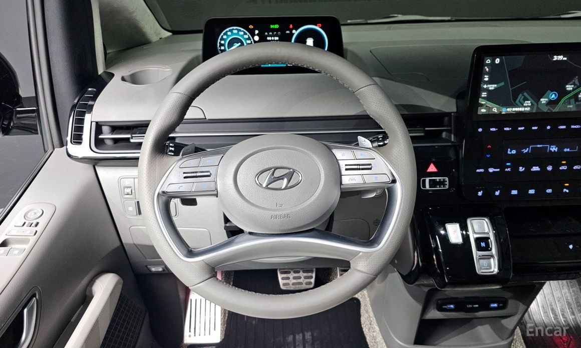 2021 Hyundai Staria  4WD Lounge 9-Seater Inspiration с пробегом 85 947 км