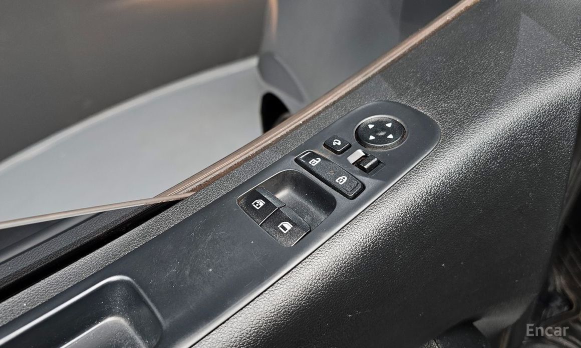 2022 Hyundai Staria  Tourer 11-Seater Modern с пробегом 32 217 км