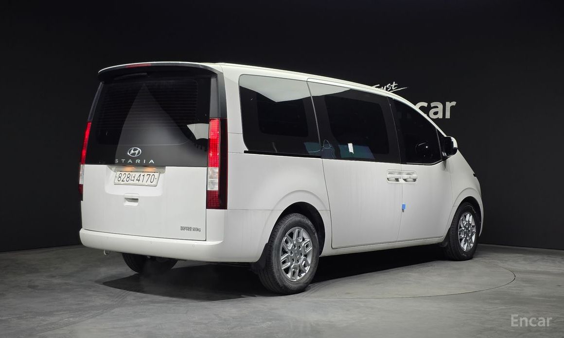 2022 Hyundai Staria  L3.5 Cargo 3-Seater Modern с пробегом 65 058 км