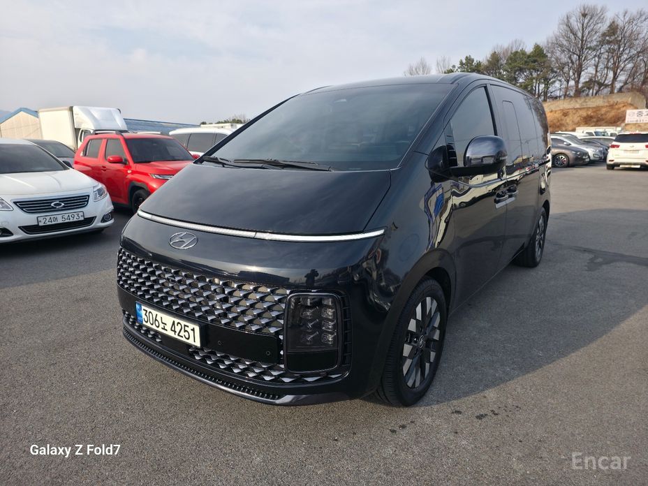 2021 Hyundai Staria  4WD Lounge 9-Seater Inspiration с пробегом 31 899 км