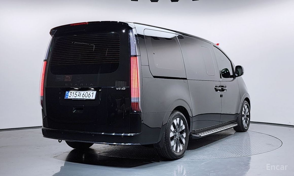 2021 Hyundai Staria  L3.5 Lounge 9-Seater Inspiration с пробегом 80 719 км