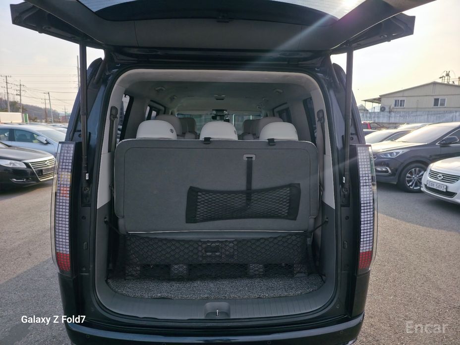 2021 Hyundai Staria  4WD Lounge 9-Seater Inspiration с пробегом 31 899 км