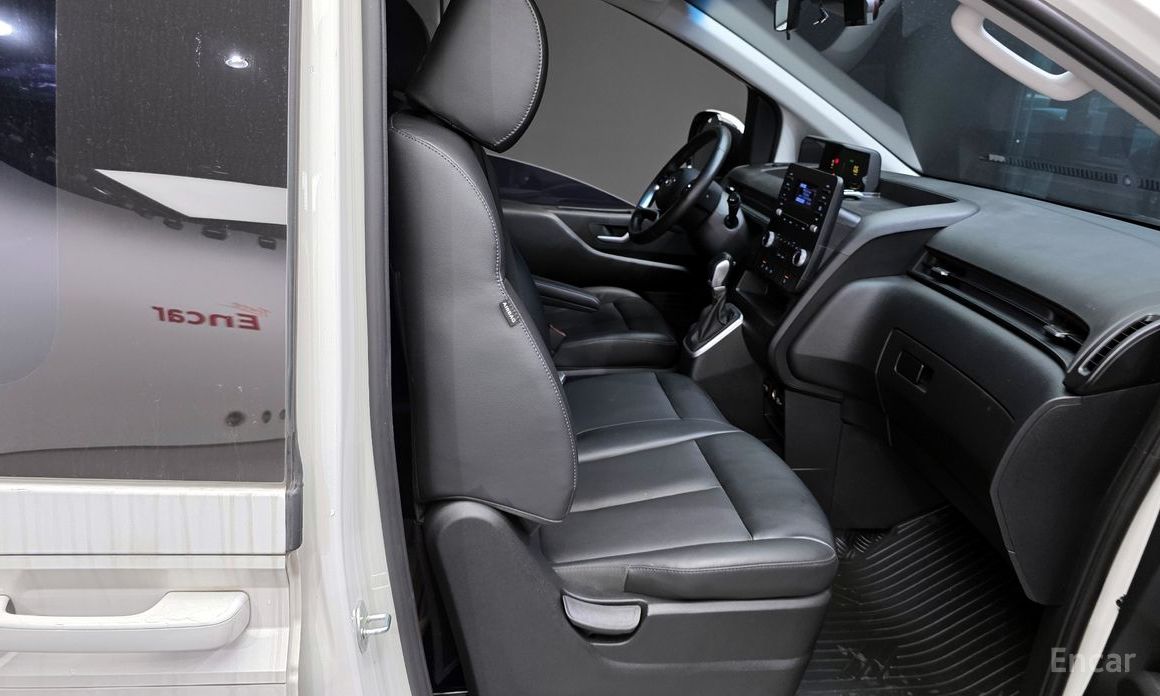 2022 Hyundai Staria  L3.5 Cargo 3-Seater Modern с пробегом 65 058 км