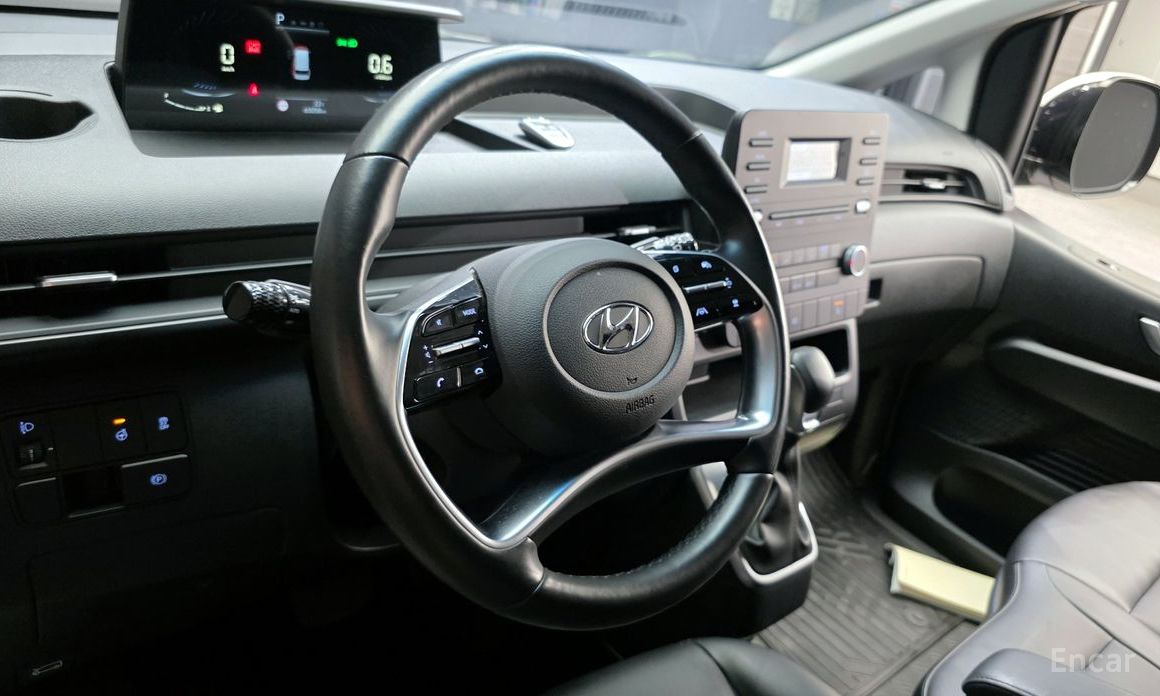 2022 Hyundai Staria  L3.5 Cargo 3-Seater Modern с пробегом 65 058 км