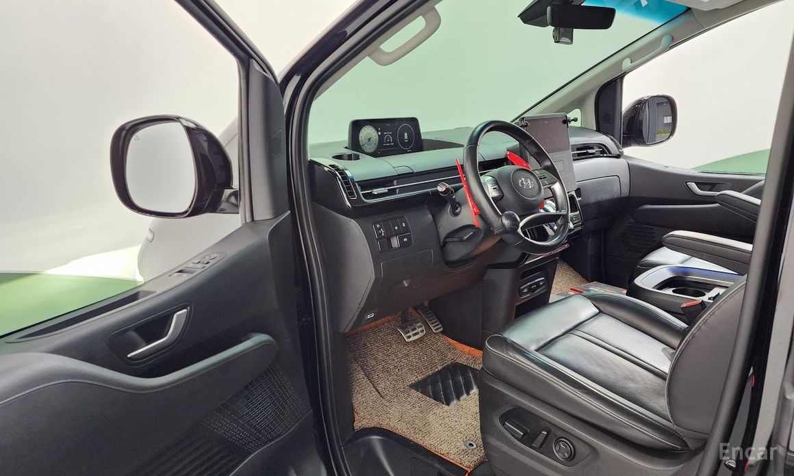 2021 Hyundai Staria  L3.5 Lounge 9-Seater Inspiration с пробегом 80 719 км