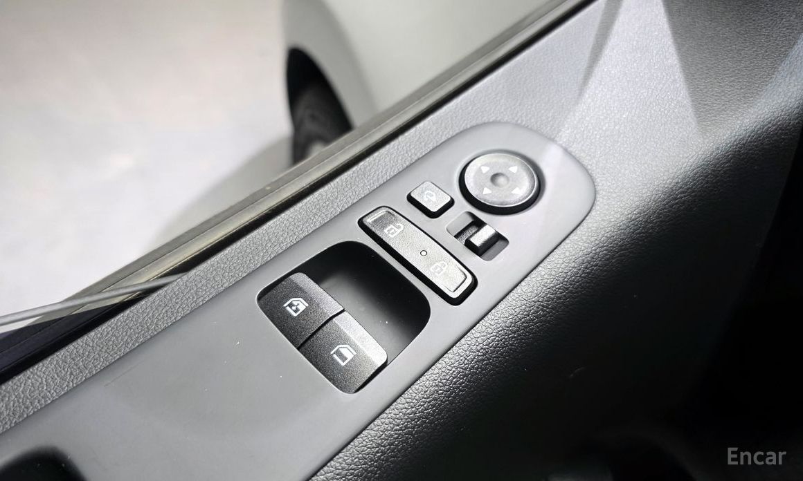 2022 Hyundai Staria  L3.5 Cargo 3-Seater Modern с пробегом 65 058 км