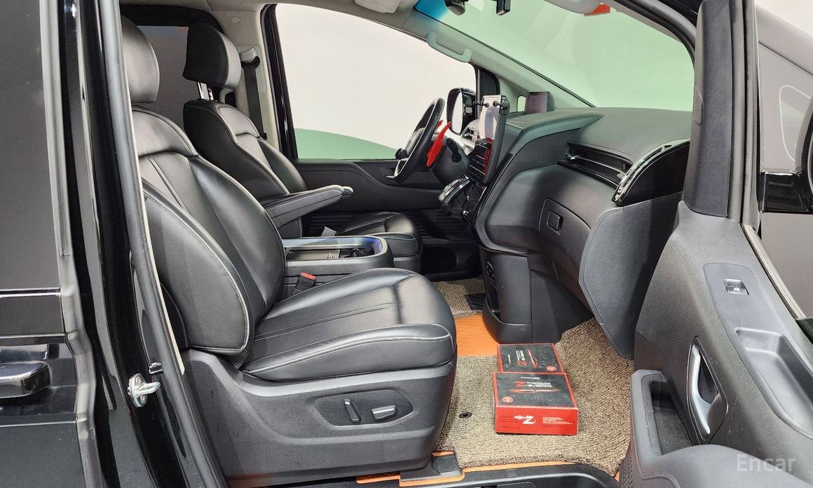 2021 Hyundai Staria  L3.5 Lounge 9-Seater Inspiration с пробегом 80 719 км