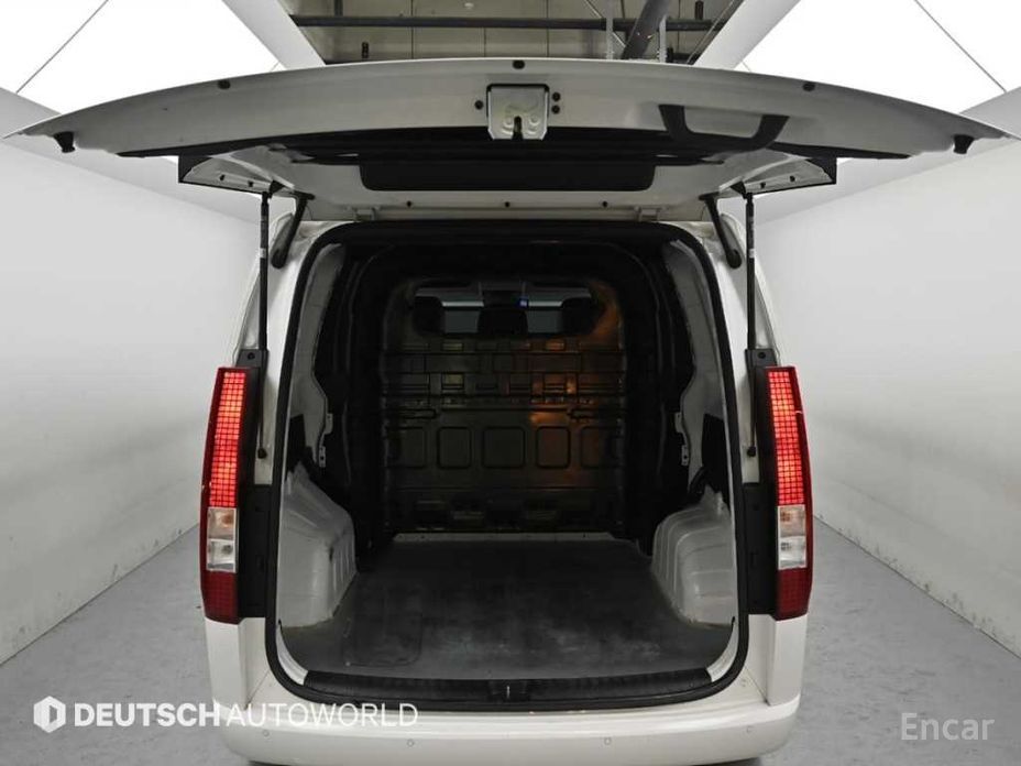 2022 Hyundai Staria  Cargo 5-Seater Modern с пробегом 74 230 км