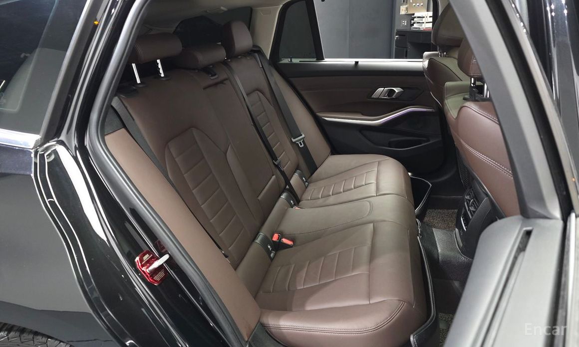 2022 BMW 3 серии VII (G2x) 320d Touring Luxury с пробегом 46 381 км