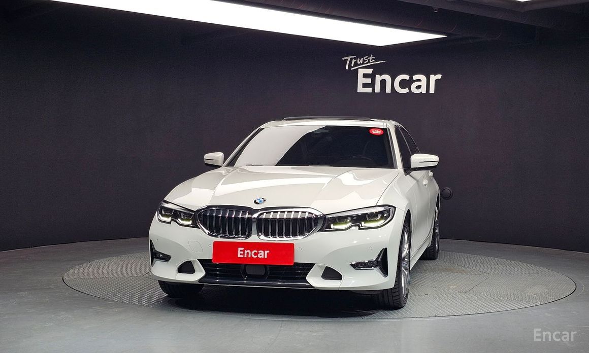 2022 BMW 3 серии VII (G2x) 320i Luxury с пробегом 25 351 км