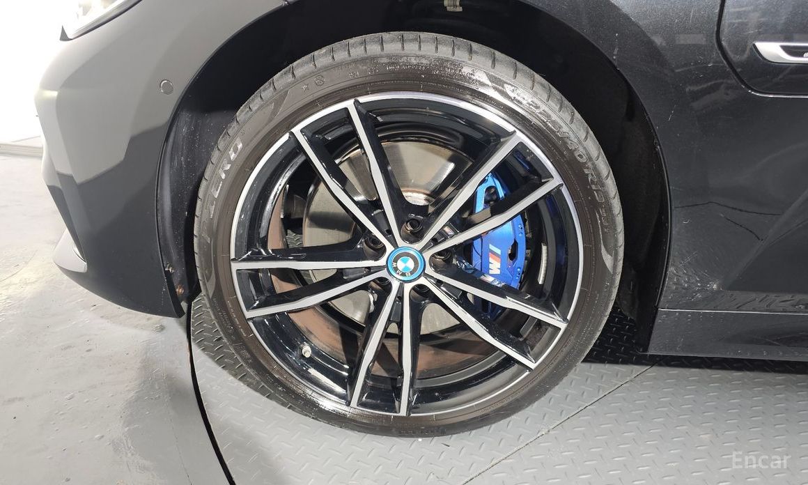 2022 BMW 3 серии VII (G2x) 330e M Sport с пробегом 46 156 км