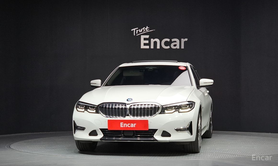 2022 BMW 3 серии VII (G2x) 320e Luxury с пробегом 49 742 км