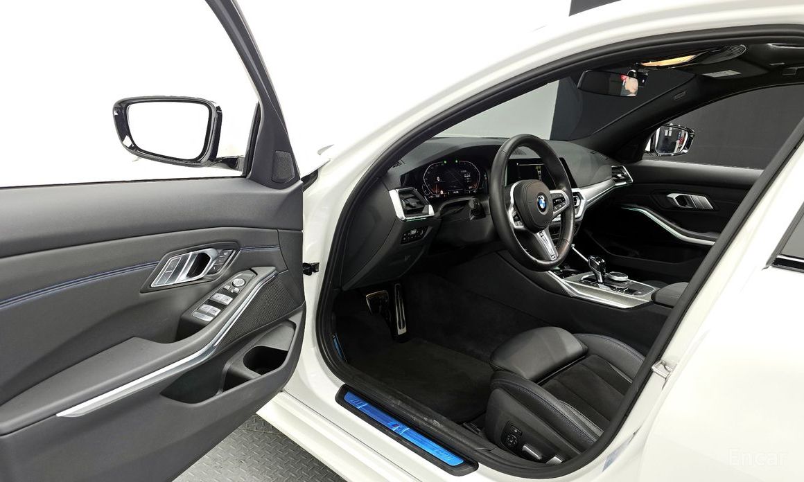 2021 BMW 3 серии VII (G2x) 320i M Sport с пробегом 25 788 км