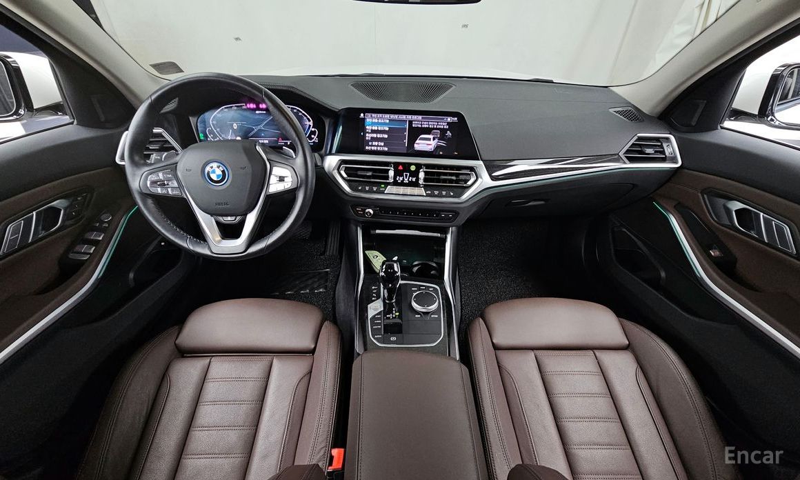 2022 BMW 3 серии VII (G2x) 320e Luxury с пробегом 49 742 км