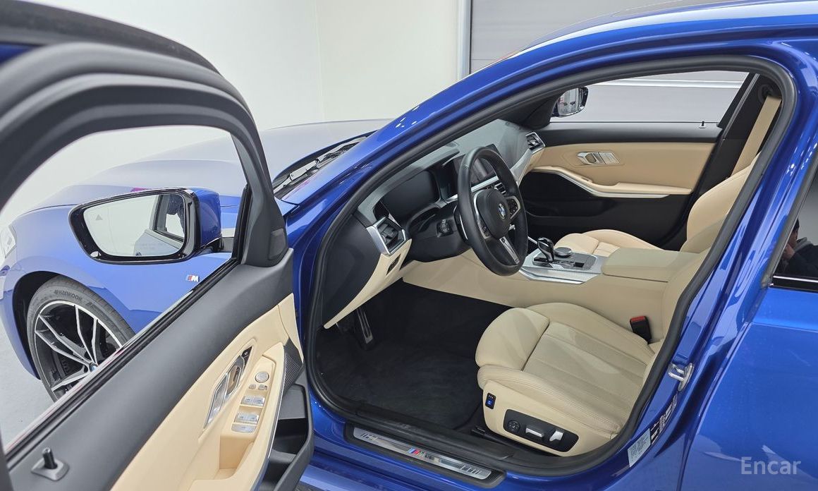 2022 BMW 3 серии VII (G2x) 320i M Sport с пробегом 14 351 км