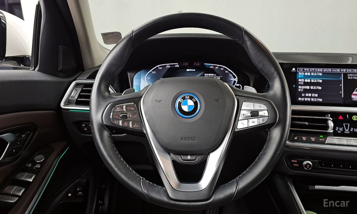 2022 BMW 3 серии VII (G2x) 320e Luxury с пробегом 49 742 км