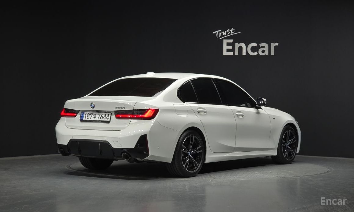 2023 BMW 3 серии VII (G2x) 320i M Sport с пробегом 12 700 км