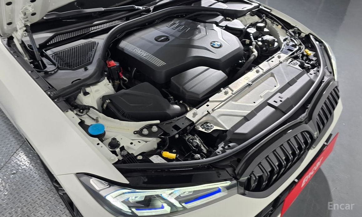 2023 BMW 3 серии VII (G2x) 320i M Sport с пробегом 25 876 км
