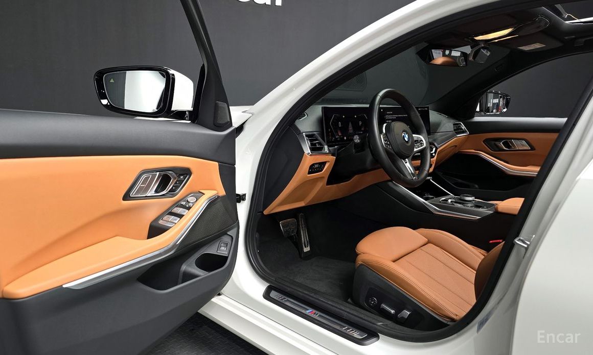 2023 BMW 3 серии VII (G2x) 320i M Sport с пробегом 12 700 км