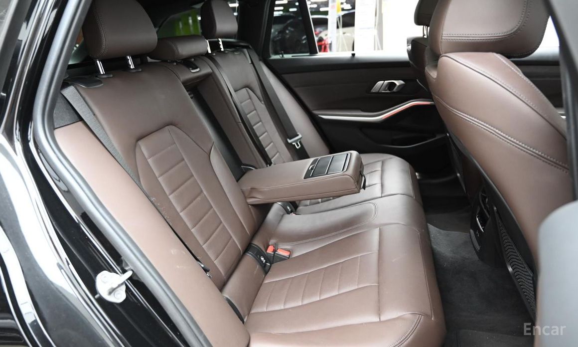 2022 BMW 3 серии VII (G2x) 320i Touring M Sports с пробегом 32 064 км
