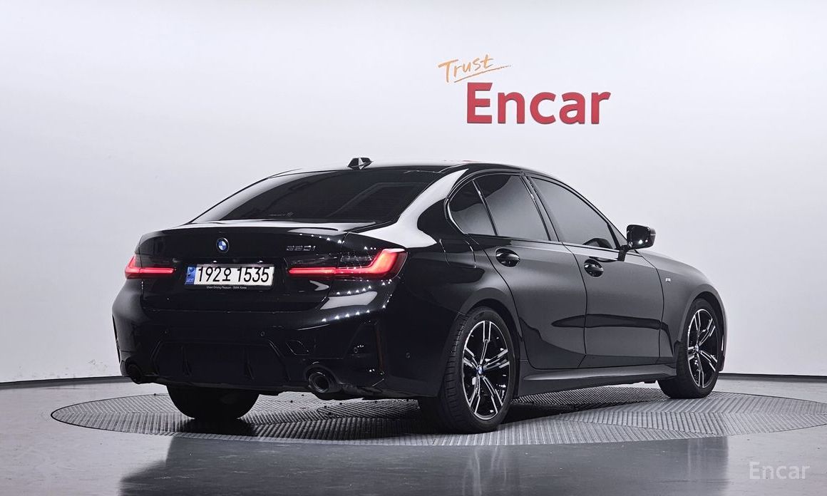 2023 BMW 3 серии VII (G2x) 320i M Sport с пробегом 42 048 км