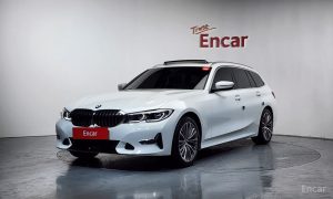 2022 BMW 3 серии VII (G2x) 320i Touring Luxury с пробегом 34 597 км