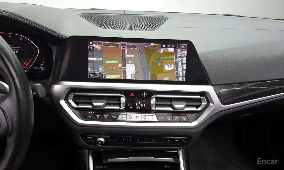 2021 BMW 3 серии VII (G2x) 320i Touring Luxury с пробегом 61 013 км