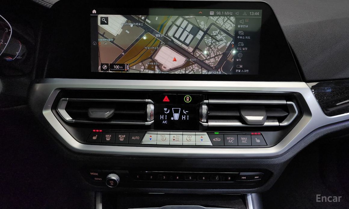 2022 BMW 3 серии VII (G2x) 320i Touring Luxury с пробегом 34 597 км